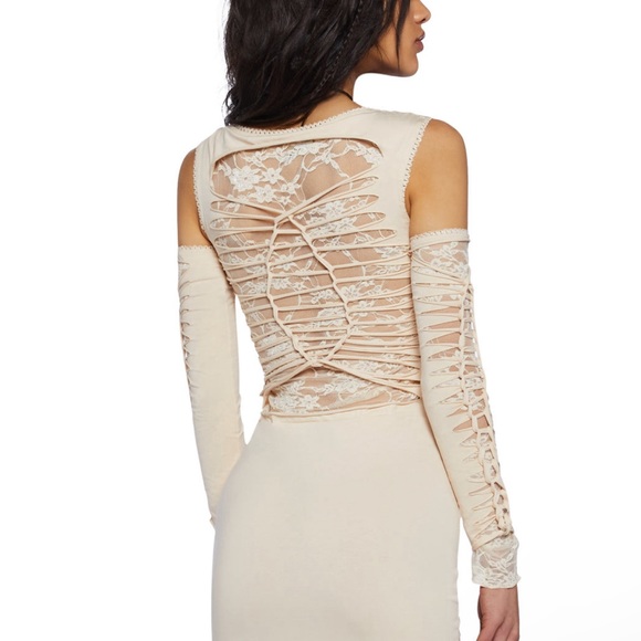 Off White Distress & Lace Mini Dress & Gloves - Picture 2 of 4